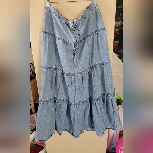 Denim Tiered Skirt - Picture 1 of 3